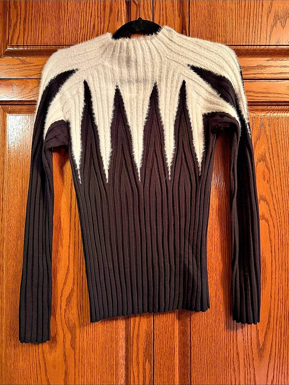 YSL Geometric Sweater in Black & White Size Small Like New